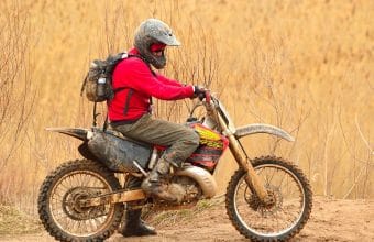 Quels équipements et accessoires utiliser pour le motocross ?